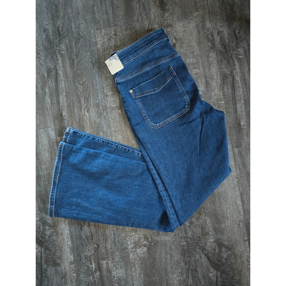 NWT Anthropologie Pilcro The Icon Flare Jeans - 30 waist - Picture 4 of 5